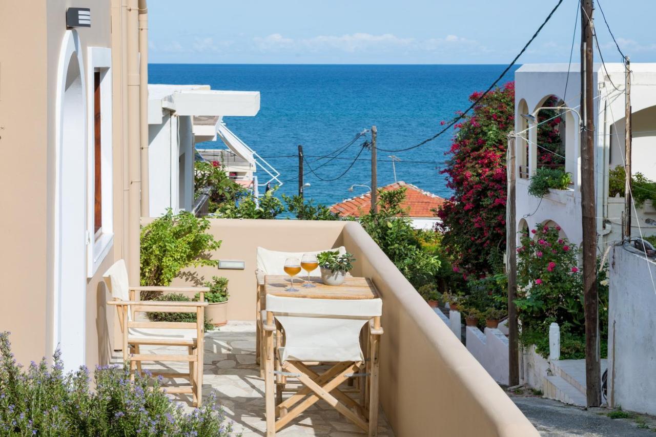 Avra Apartments 칼리베스 외부 사진