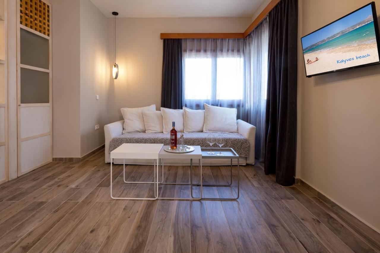 Avra Apartments 칼리베스 외부 사진