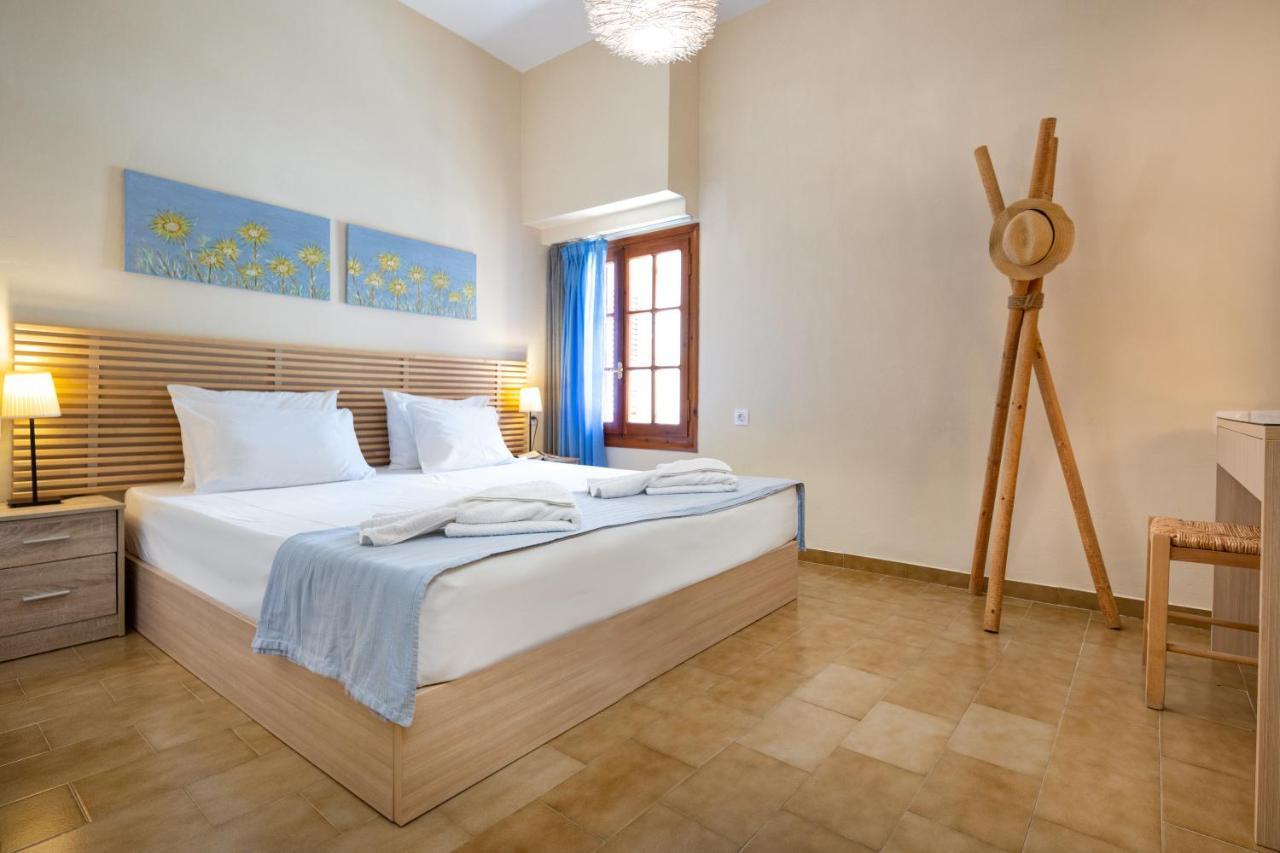 Avra Apartments 칼리베스 외부 사진