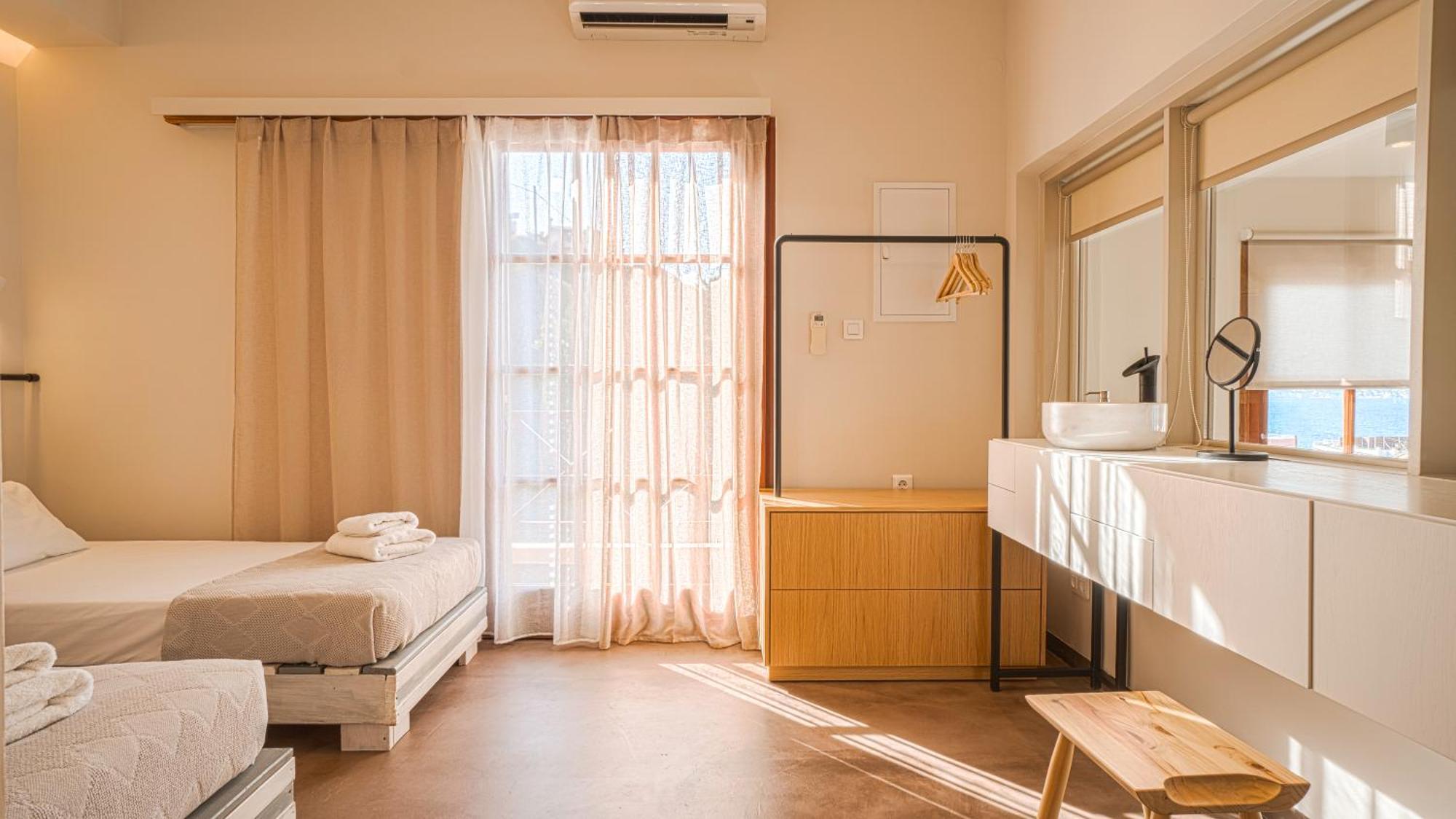 Avra Apartments 칼리베스 객실 사진
